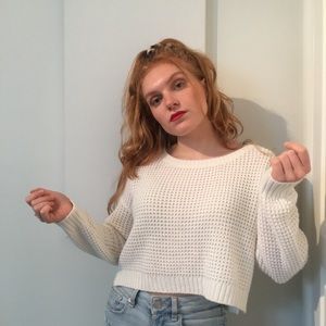 Crop white longsleeve